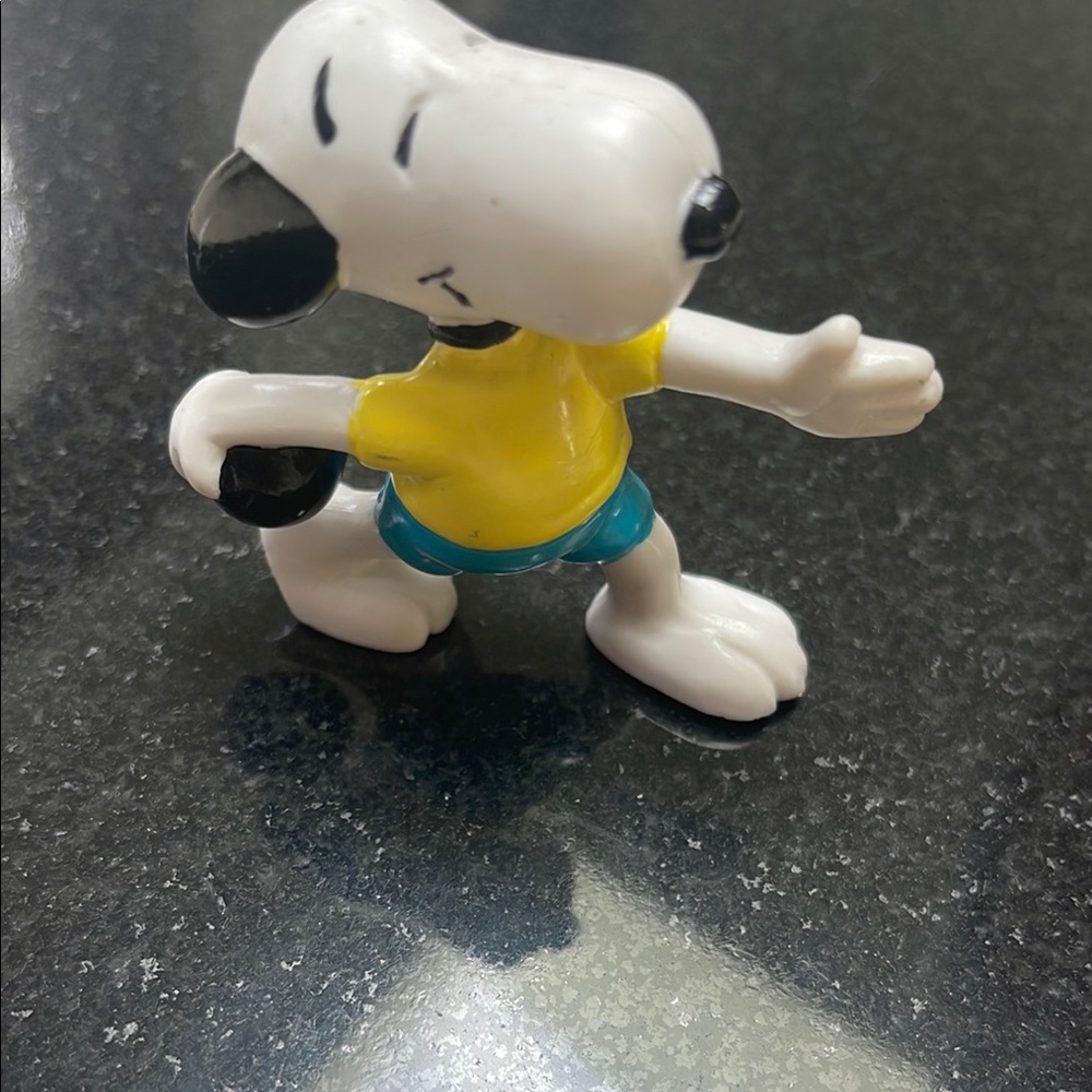 Vintage 1966 Snoopy Figure: Bowling for Dollars!